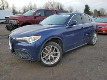  Salvage Alfa Romeo Stelvio