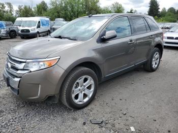  Salvage Ford Edge