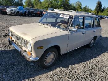  Salvage FIAT 124