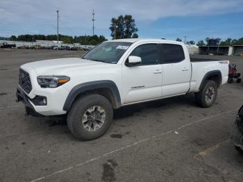  Salvage Toyota Tacoma