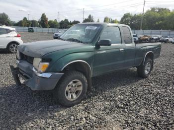  Salvage Toyota Tacoma