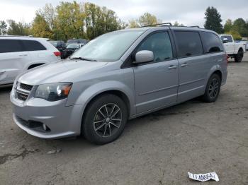  Salvage Dodge Caravan