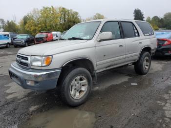  Salvage Toyota 4Runner