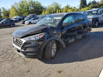  Salvage Hyundai TUCSON