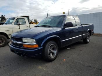  Salvage Chevrolet S-10