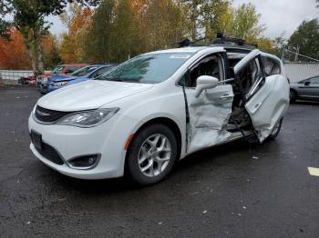  Salvage Chrysler Pacifica