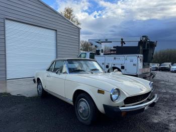  Salvage FIAT 124 Spyder