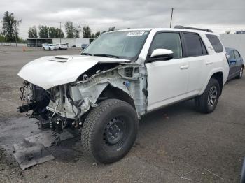  Salvage Toyota 4Runner