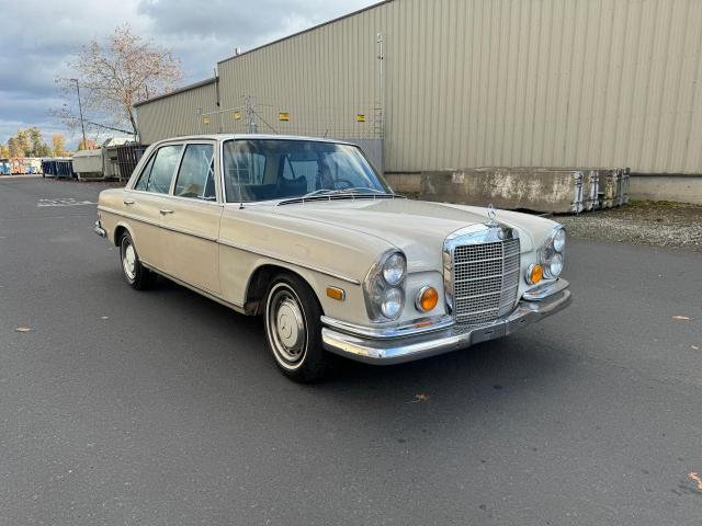  Salvage Mercedes-Benz 280-Class