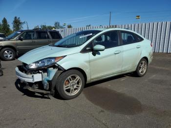  Salvage Ford Fiesta