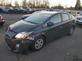  Salvage Toyota Prius