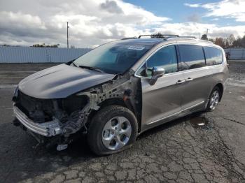  Salvage Chrysler Pacifica