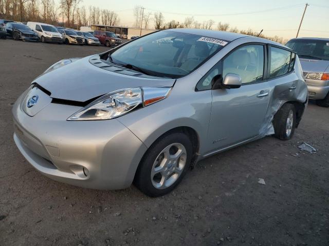  Salvage Nissan LEAF