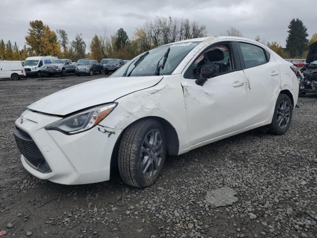  Salvage Toyota Yaris