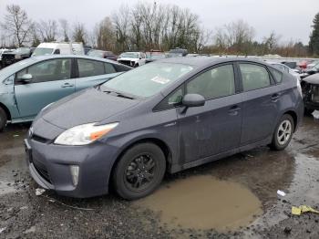  Salvage Toyota Prius