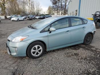  Salvage Toyota Prius