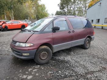  Salvage Toyota Previa