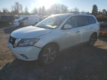  Salvage Nissan Pathfinder