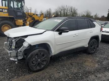  Salvage Toyota RAV4