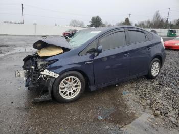  Salvage Toyota Prius