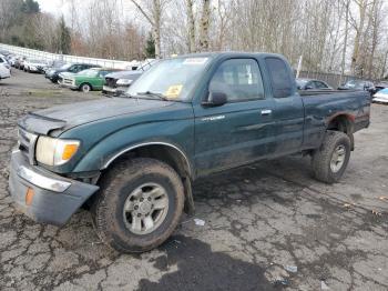  Salvage Toyota Tacoma