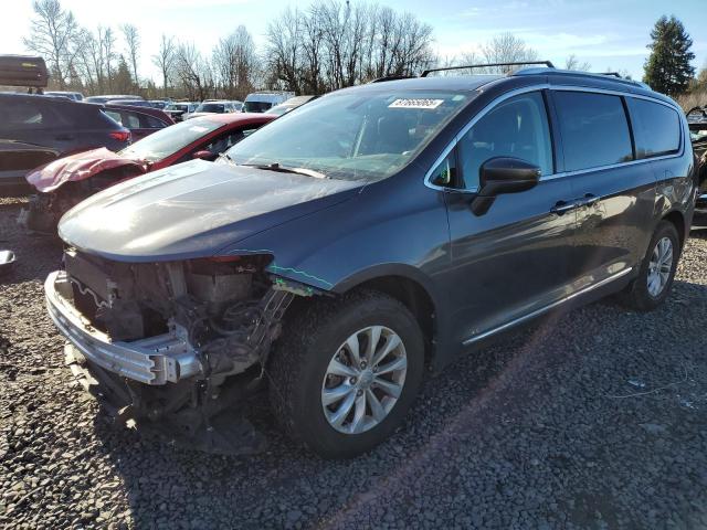  Salvage Chrysler Pacifica