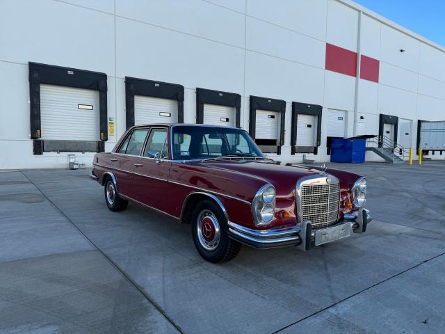  Salvage Mercedes-Benz 280-Class