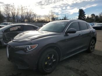  Salvage Alfa Romeo Stelvio