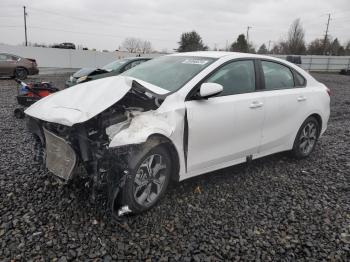  Salvage Kia Forte