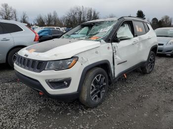  Salvage Jeep Compass