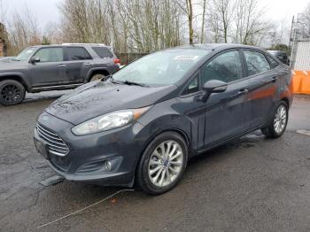  Salvage Ford Fiesta