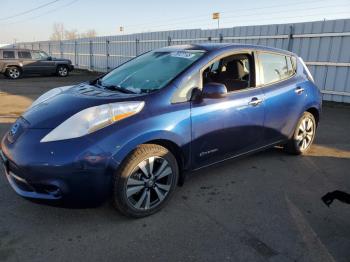  Salvage Nissan LEAF