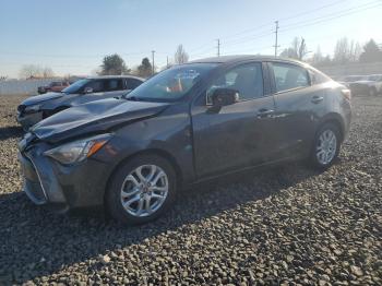  Salvage Toyota Yaris