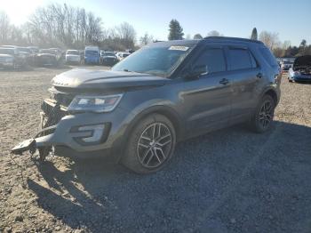  Salvage Ford Explorer