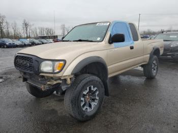  Salvage Toyota Tacoma