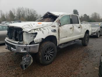  Salvage Nissan Titan