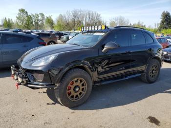  Salvage Porsche Cayenne