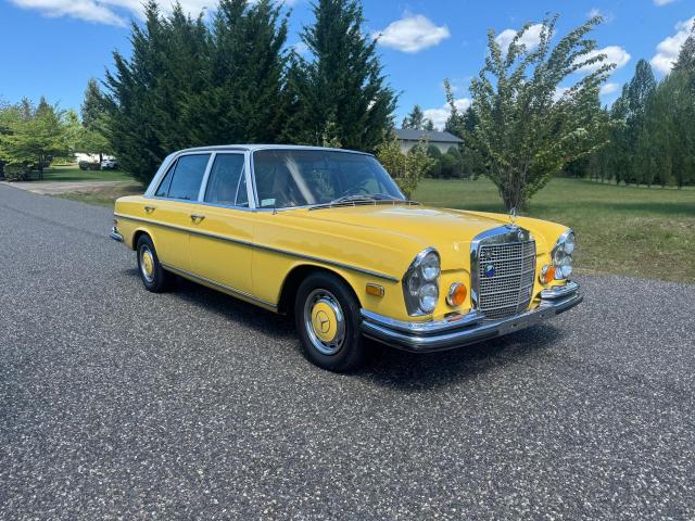  Salvage Mercedes-Benz 280-Class
