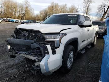  Salvage Toyota Tundra