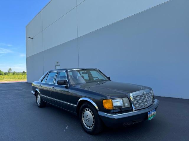  Salvage Mercedes-Benz 560-Class