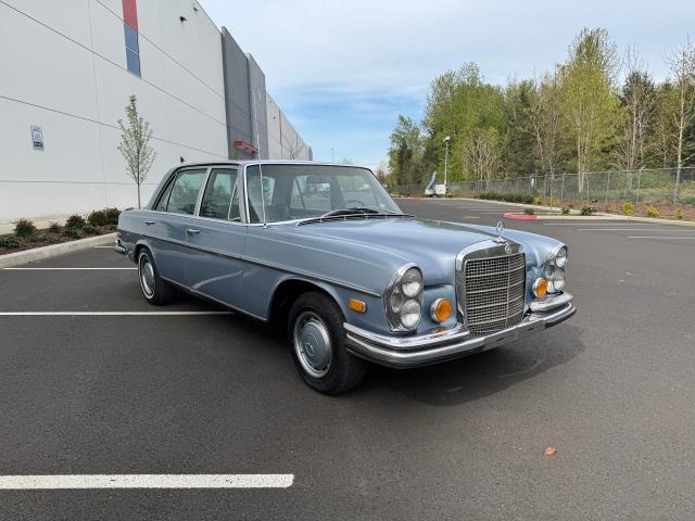  Salvage Mercedes-Benz 300-Class