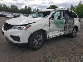  Salvage Nissan Pathfinder