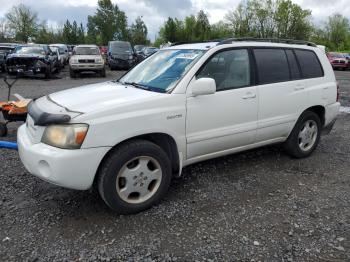  Salvage Toyota Highlander