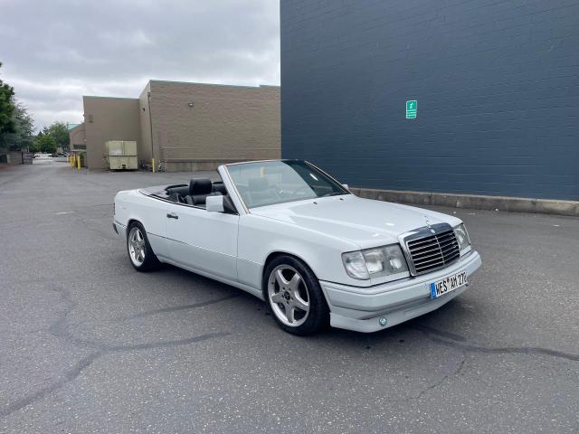  Salvage Mercedes-Benz 300-Class