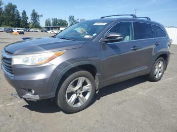  Salvage Toyota Highlander