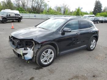  Salvage Mercedes-Benz GLA