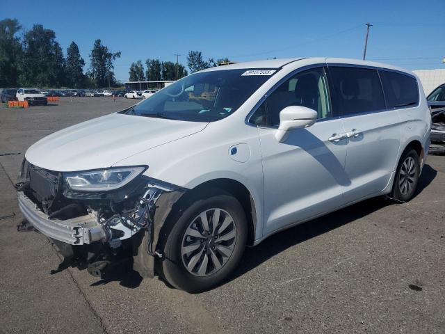  Salvage Chrysler Pacifica