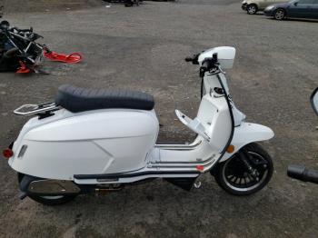  Salvage Genuine Scooter Co. Royal Allo