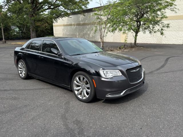  Salvage Chrysler 300