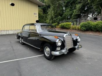  Salvage Mercedes-Benz 300-Class